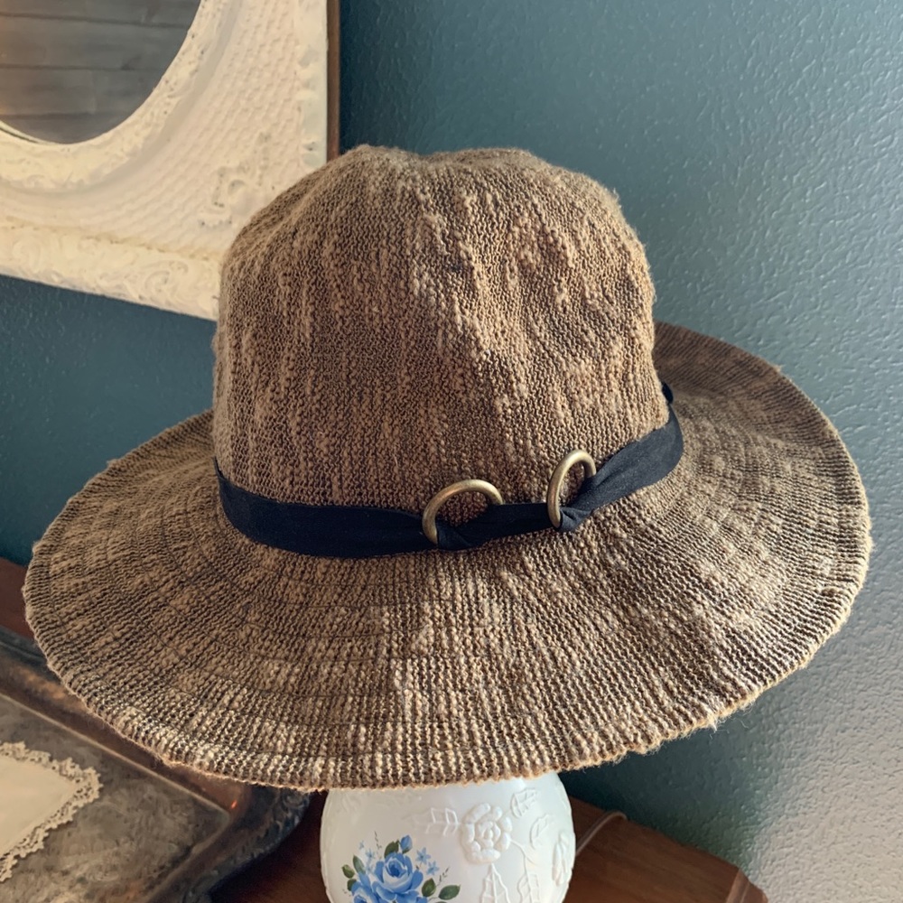 Urban Outfitters Ecoté Hat